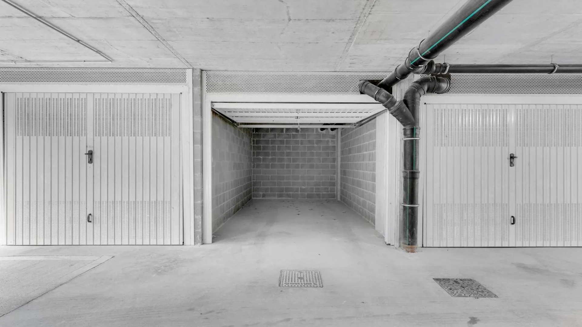 Airy Apartments With Balcony & Garage Milánó