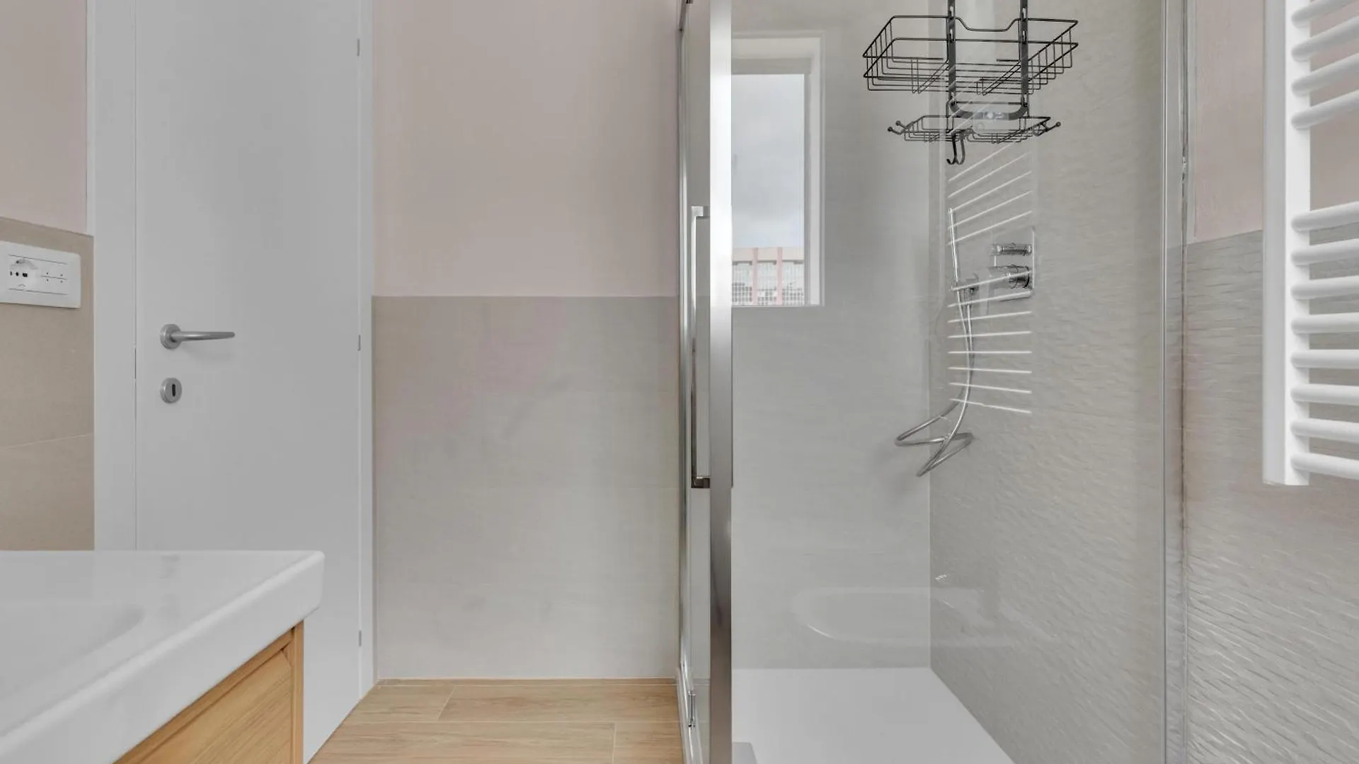 Airy Apartments With Balcony & Garage Milánó Olaszország
